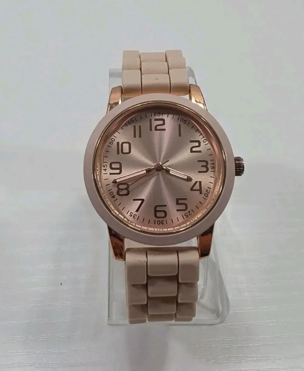 Women's Analog Rose Gold Quartz Watch Silicon Band New Battery W334